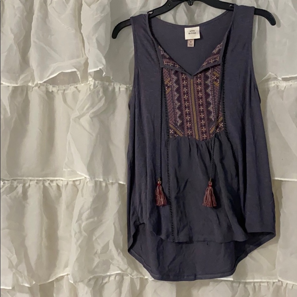 Knox Rose Flowy, tank.